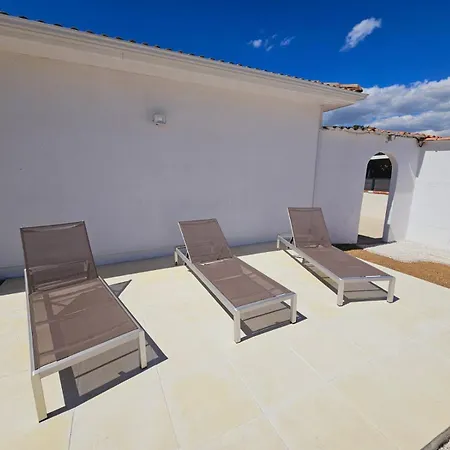 Dom wakacyjny Maison De Entiere A 10 Mn De La Rochelle